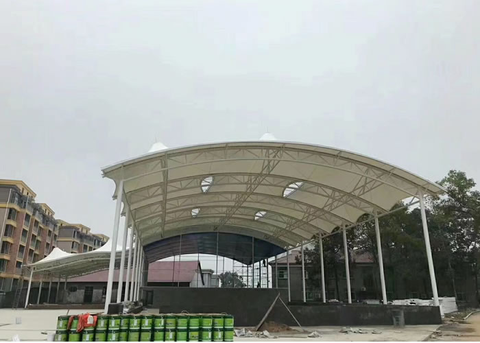 ��ҵ��ʩĤ�ṹ